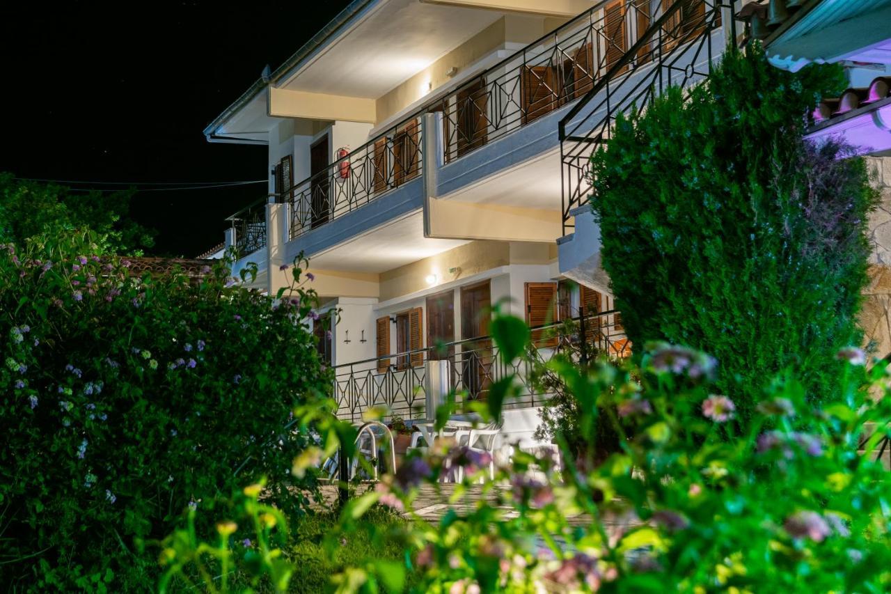 Hotel Sarikas Polychrono Extérieur photo
